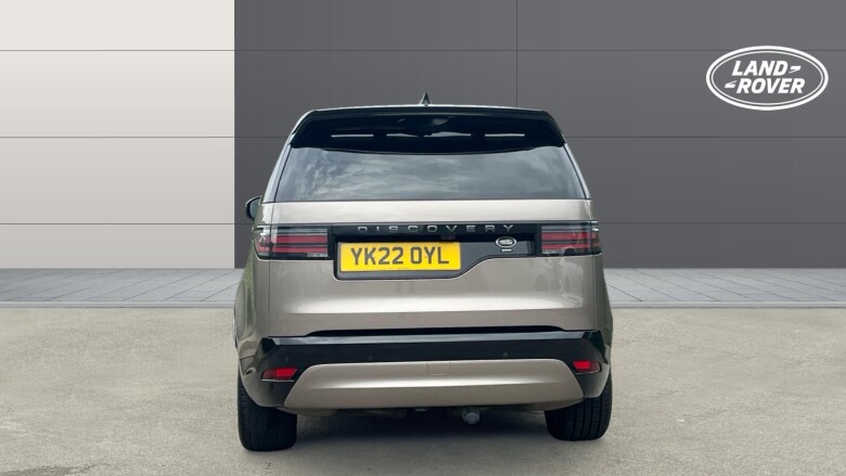 Land Rover Discovery 3.0 D300 R-Dynamic SE 5dr Auto Diesel Station Wagon